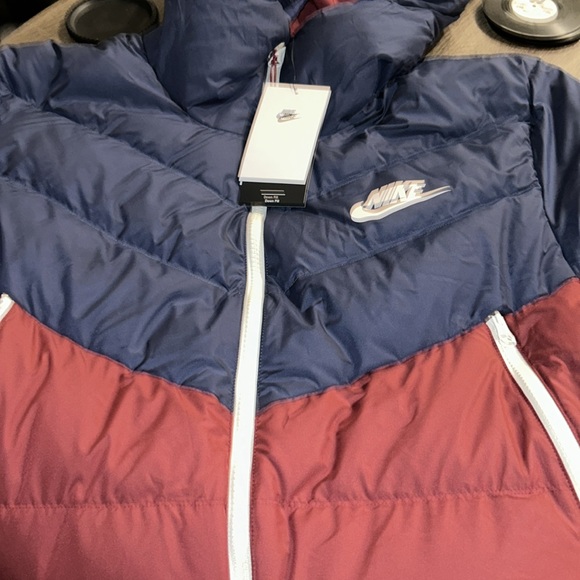Nike Sportswear Rare Color Down Puffer Jacket - Picture 7 of 8